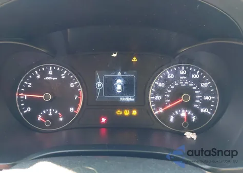 2017 Kia Optima Lx z USA, uszkodzony, nr VIN 5XXGT4L39HG122501